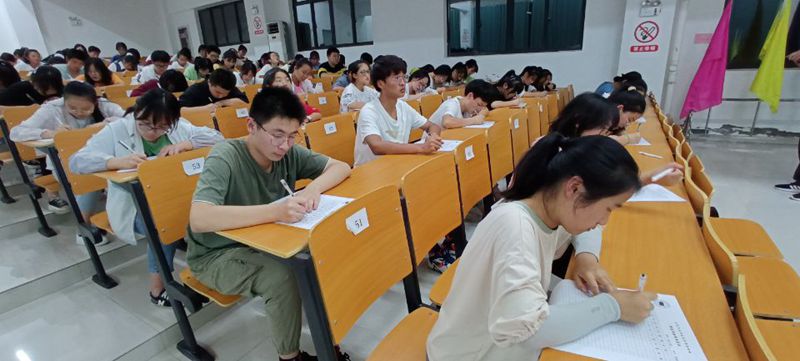 2020硬笔书法比赛2.jpg 2020硬笔书法比赛2.jpg